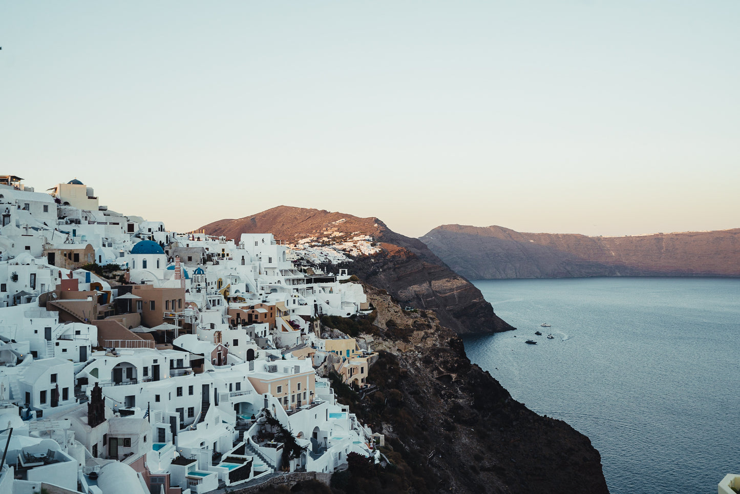 Oia Cliffside IV